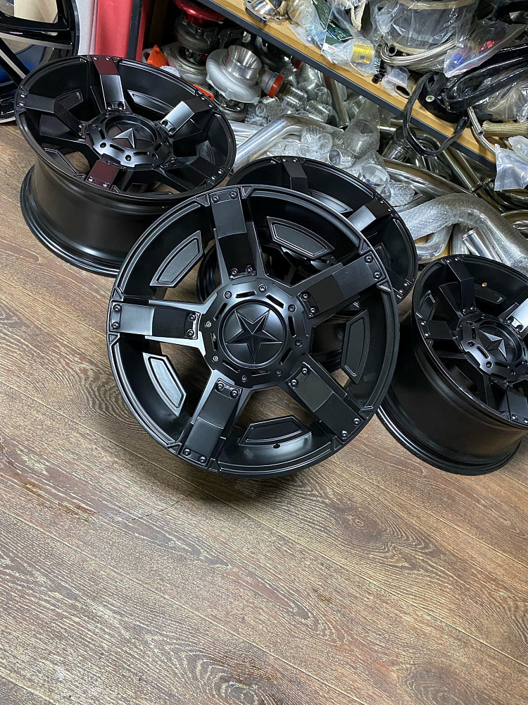 картинка Новые диски KMC XD Rockstar Series 2 R17 J9 ET0 6X139.7/135 от магазина  StreetTuning