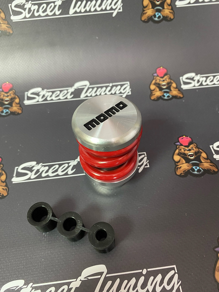 картинка Ручка КПП MOMO Springs в стиле койловера, серебро, пружина красная от магазина  StreetTuning