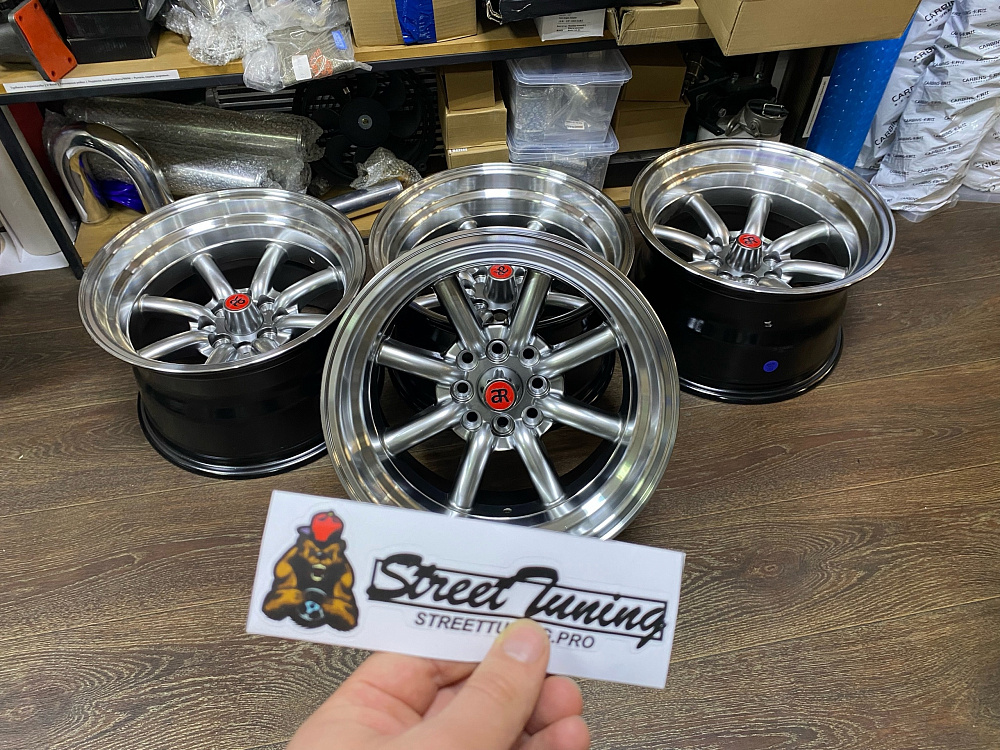 картинка Новые диски Watanabe RS R15 J9 ET(-13) 4X100/4X114.3 Темное серебро от магазина  StreetTuning
