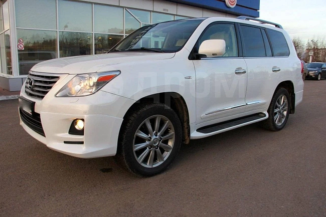 картинка Комплект обвесов Luxury Sport дорест для Lexus LX570 магазин  StreetTuning 