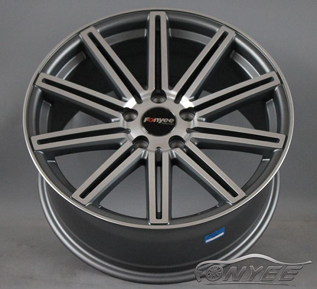 картинка Новые диски Vossen CV4 Replica R18 5X108 ET40 J8 серый мат + серебро магазин  StreetTuning 