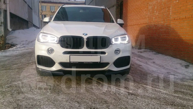 картинка Юбка переднего бампер для BMW X5 F15 в авто м-пакет магазин  StreetTuning 