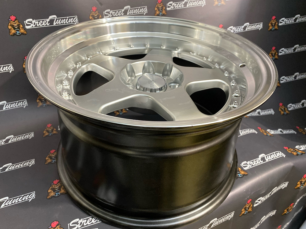 картинка Новые диски Rotiform R16 J9 ET25 4x100/114.3 Silver от магазина  StreetTuning