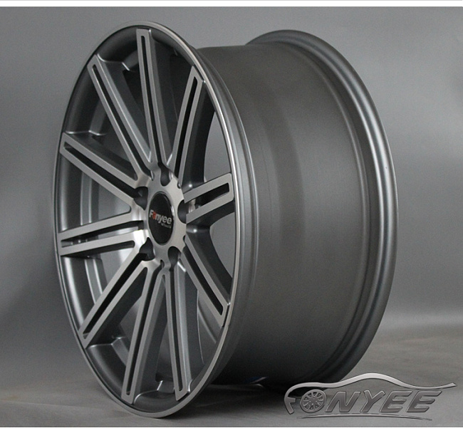 картинка Новые диски Vossen CV4 Replica R18 5X108 ET40 J8 серый мат + серебро магазин  StreetTuning 