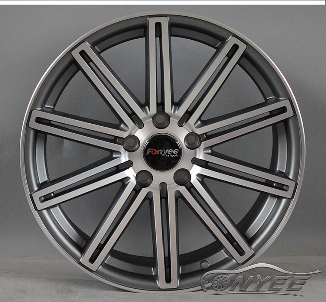 картинка Новые диски Vossen CV4 Replica R18 5X108 ET40 J8 серый мат + серебро магазин  StreetTuning 