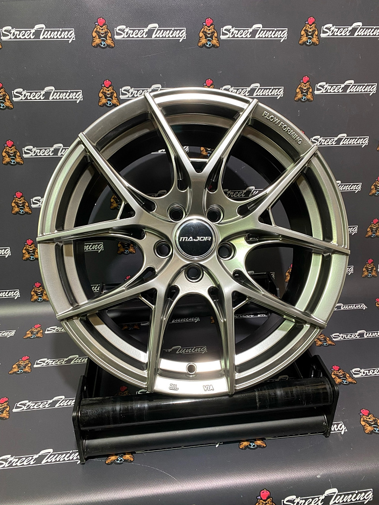 картинка Новые диски BBS R16 J7 ET40 5X100 HyperBlack от магазина  StreetTuning