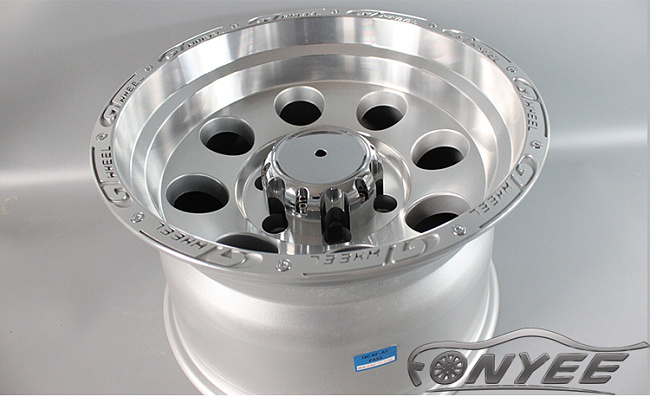 картинка Новые диски GT Wheel R17 6X139,7 ET0 J9 серебряные магазин  StreetTuning 