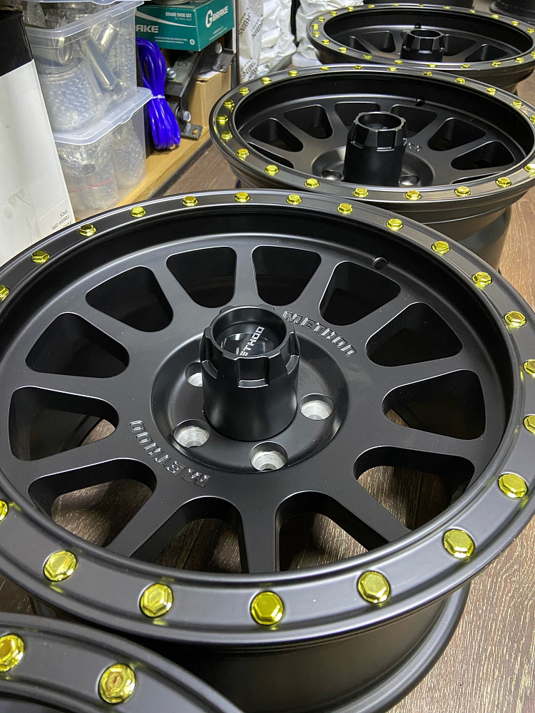 картинка Новые диски METHOD 703, R16 J8 et0 5x114,3, черный мат от магазина  StreetTuning