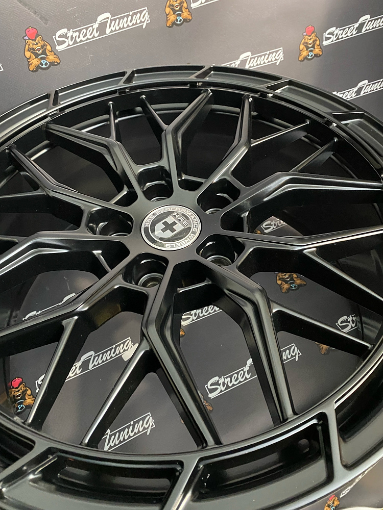 картинка Новые диски HRE ZKX331 R18 J8 ET38 5X112, черные от магазина  StreetTuning