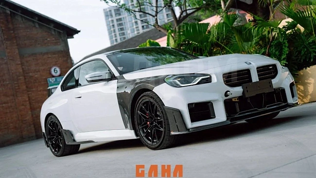 картинка Сплиттера накладки на пороги для BMW M2 и M2C G87 магазин  StreetTuning 