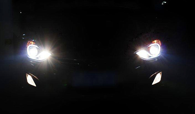 картинка Передние фары для Hyundai Elantra 2011-2013 магазин  StreetTuning 