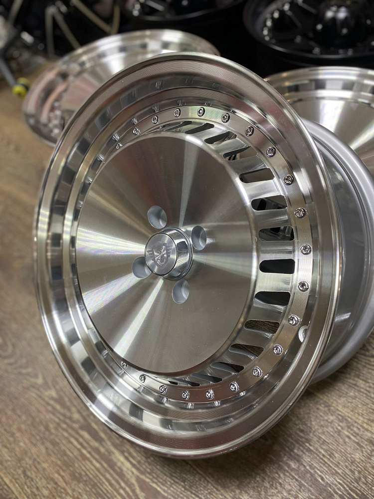 картинка Новые диски Stuttgart ST4 R16 J8 ET25 4X100 серебро от магазина  StreetTuning