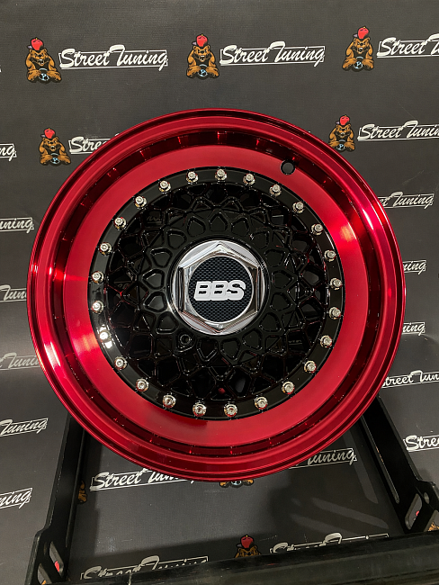 картинка Новые диски BBS RS R13 j6 et25 4X100/114.3, черные с красной полкой магазин  StreetTuning 