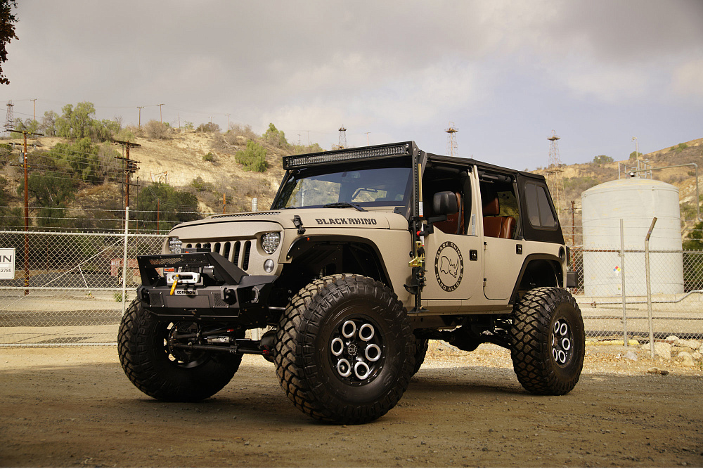 картинка Новые диски Black Rhino Magnus R16 5X114,3 ET10 J8 черный мат + серебро от магазина  StreetTuning