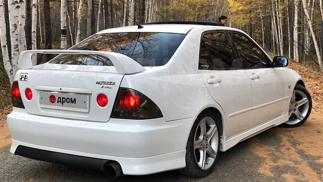 картинка Комплект обвесов TRD дорестайл для Toyota Altezza магазин  StreetTuning 