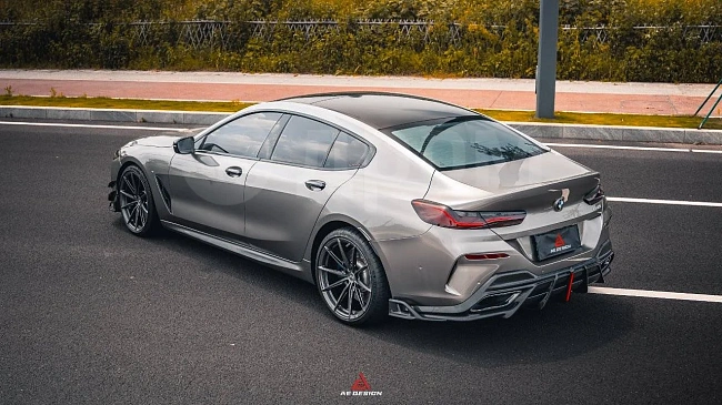 картинка Канарды на задний бампер для BMW 8 Series магазин  StreetTuning 