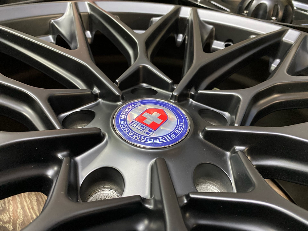 картинка Новые HRE P200 Replika R20 J8,5 ET45 5X130 черные от магазина  StreetTuning