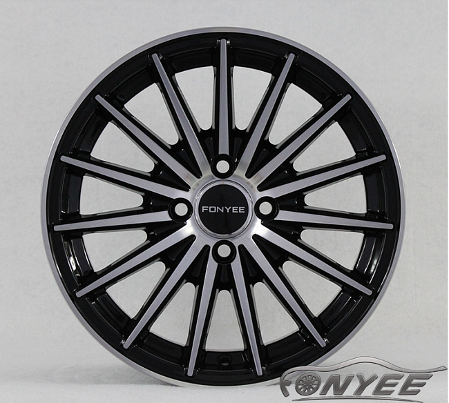 картинка Новые диски Vossen VFS2 Replica R16 4X100 ET35 J7 черный глянец + серебро магазин  StreetTuning 