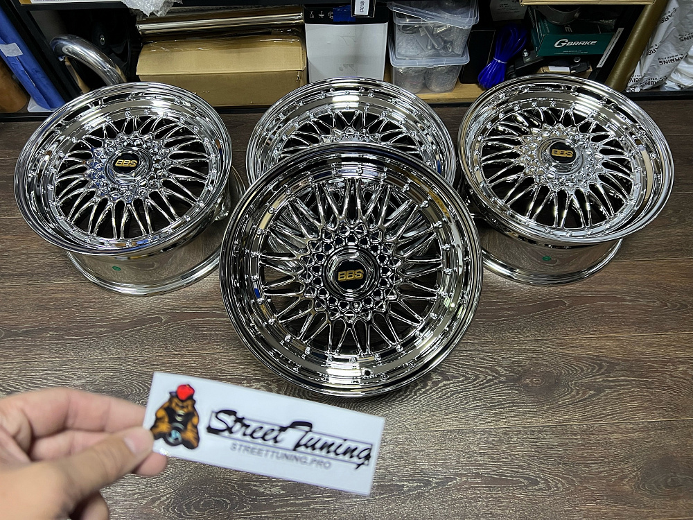 картинка Новые диски BBS RS R18 J8 ET20 5x100/5x120 хром от магазина  StreetTuning