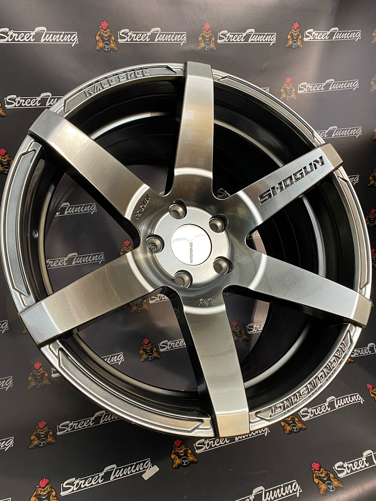 картинка Новые диски SHOGUN R18 J9.5 ET20 5X114.3, Hyper Black от магазина  StreetTuning