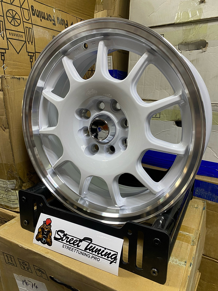 картинка Новые диски Sprint Hart R15 J6,5 ET35 4x100/4x114.3 , белые от магазина  StreetTuning
