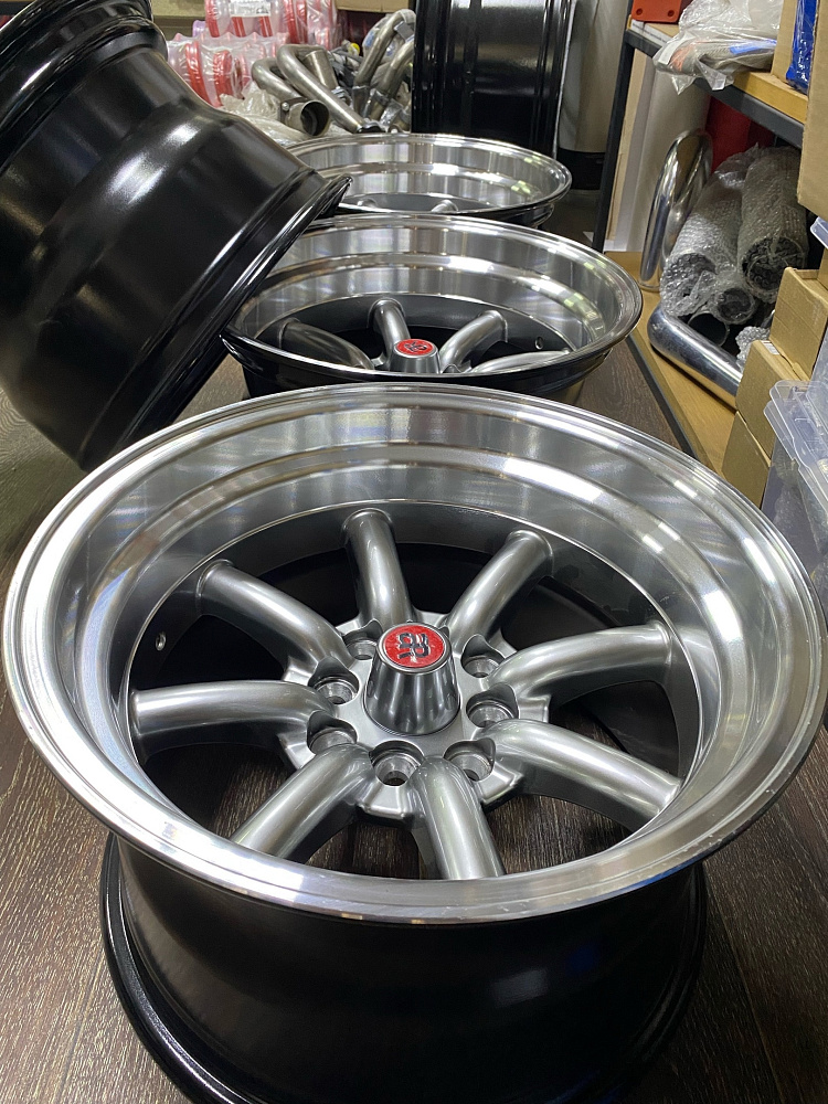картинка Новые диски Watanabe RS R15 J9 ET(-13) 4X100/4X114.3 Темное серебро от магазина  StreetTuning