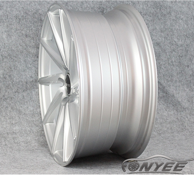 картинка Новые диски Vossen CVT-R Replica R17 5X108 ET40 J7,5 серебро магазин  StreetTuning 