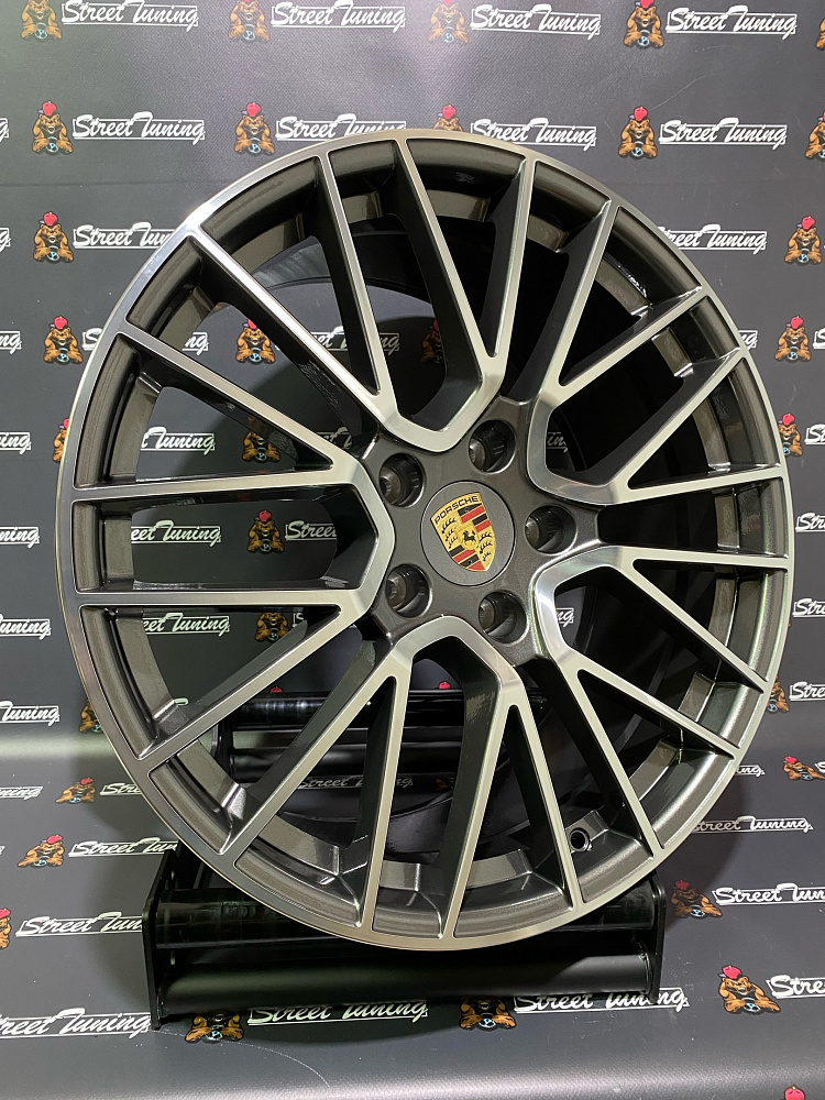 картинка Новые диски в стиле Porsche DWS PR-704 R20 J9.5 ET46 5X130 серые от магазина  StreetTuning
