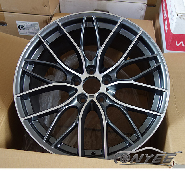 картинка Новые диски BMW Double Spoke 405M R20 5x120 ET42 J9,5 серый + серебро магазин  StreetTuning 